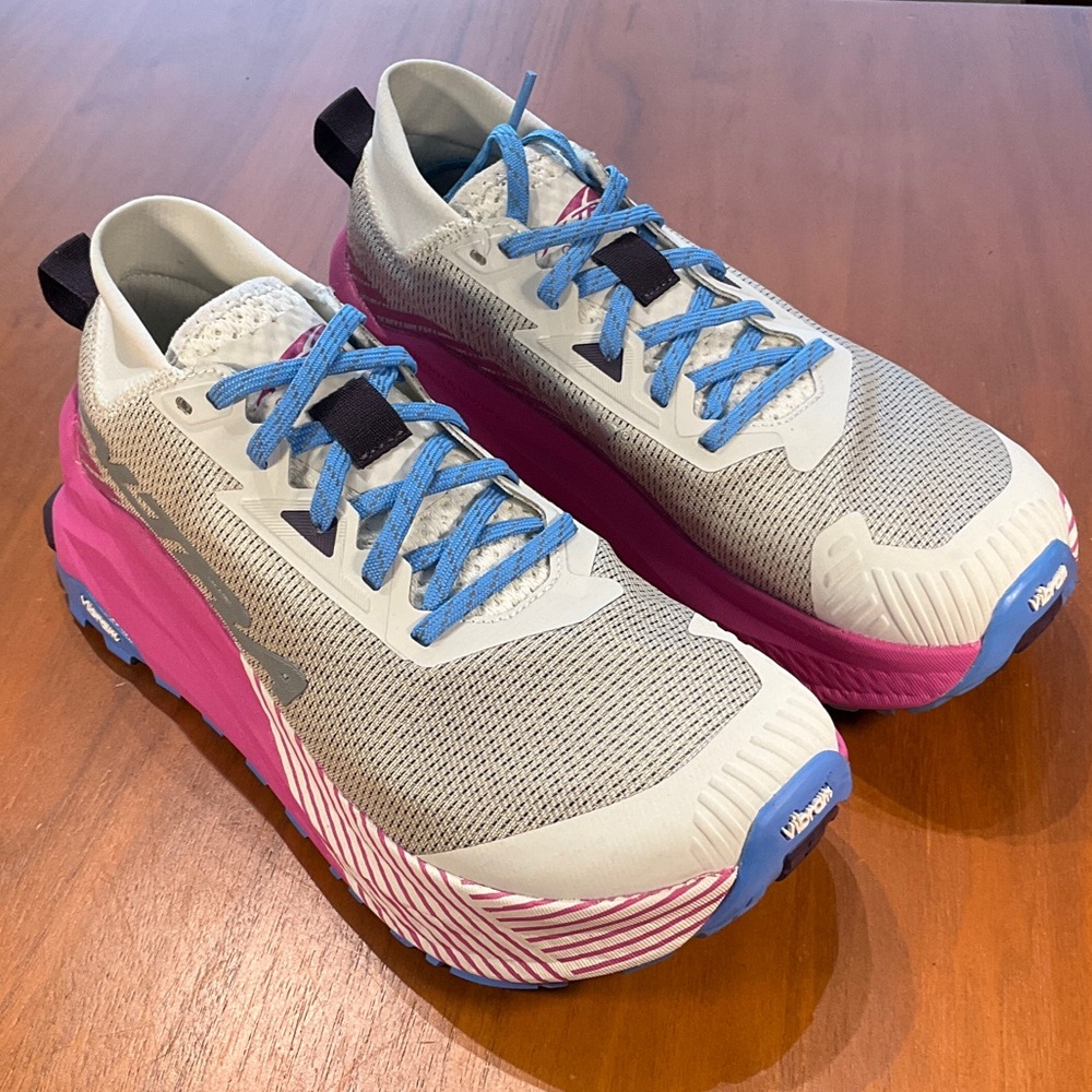 Altra Olympus 275 Women’s Gray, Pink & Blue Trail Running Shoes - Picture 2 of 4